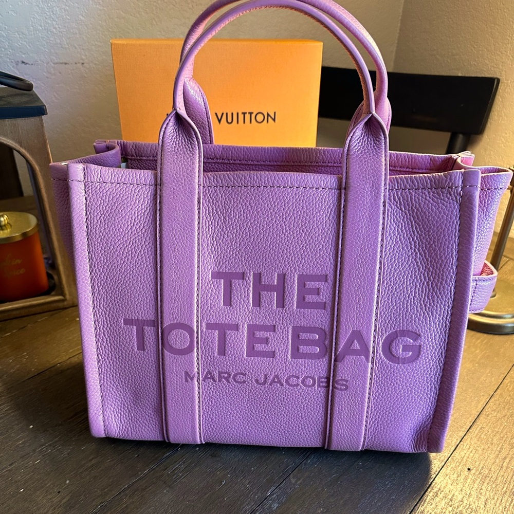 Marc Jacobs Lavender (Lilas) Purple The Tote Bag